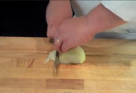 Como cortar cebolla en juliana